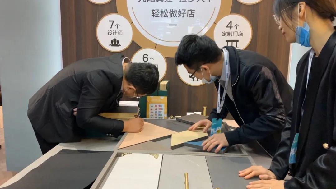 2020廣州設(shè)計(jì)周圓滿落幕，帶您回顧華洲的“新花樣”！(圖7)